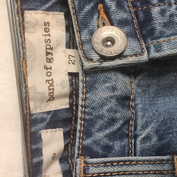 Band of Gypsies Ella Frayed Distressed Denim Mini Skirt Button Fly Size 27 - Picture 3 of 4